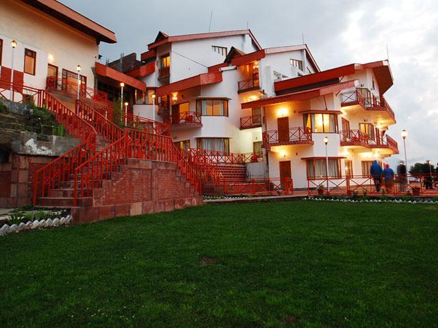 Clifftop Club Auli Joshīmath Zewnętrze zdjęcie