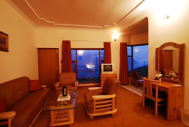 Clifftop Club Auli Joshīmath Zewnętrze zdjęcie